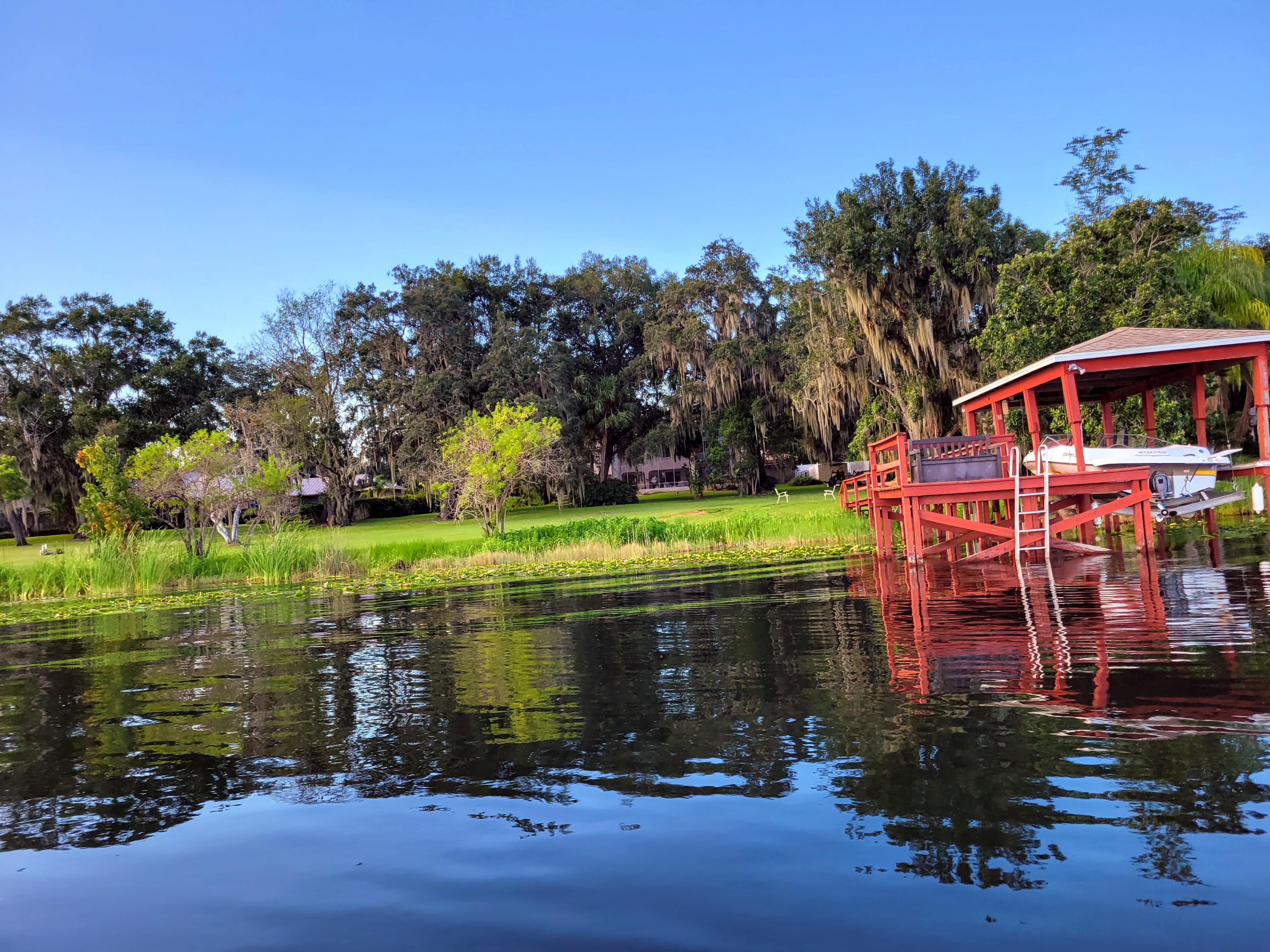 Neighbor property around Lake Dalhousie